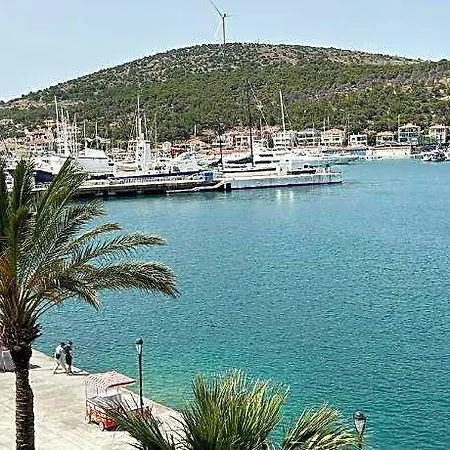 Ξενοδοχείο Ertan 4*